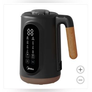 Midea 1 L (1.06 qt.) Double Wall Nut Milk Maker
Midea Black Electric Kettle